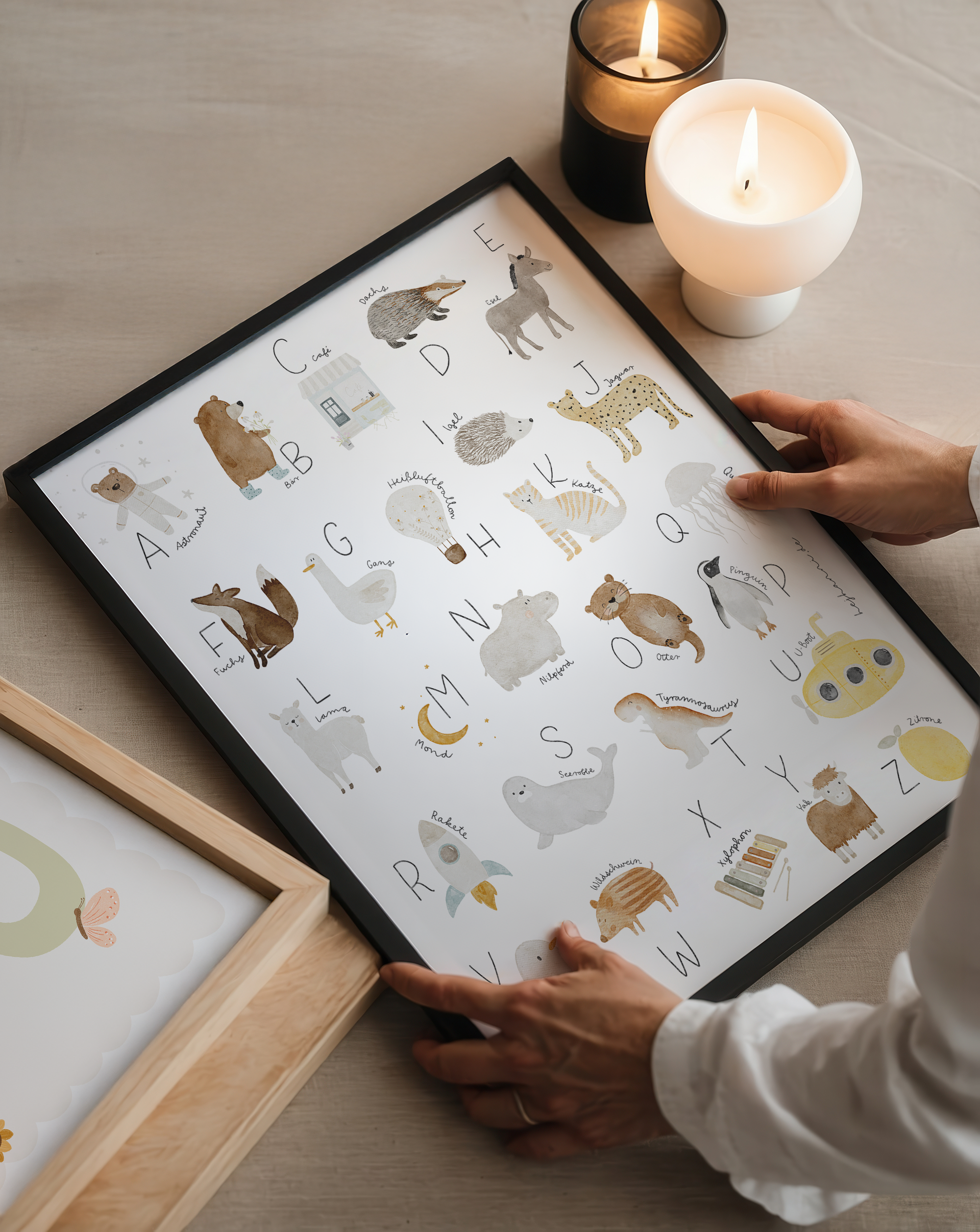Kinderposter Alphabet Tiere ABC inkl. Rahmen