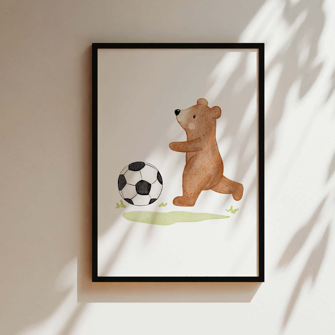 Kinderposter Bär Fußball inkl. Rahmen