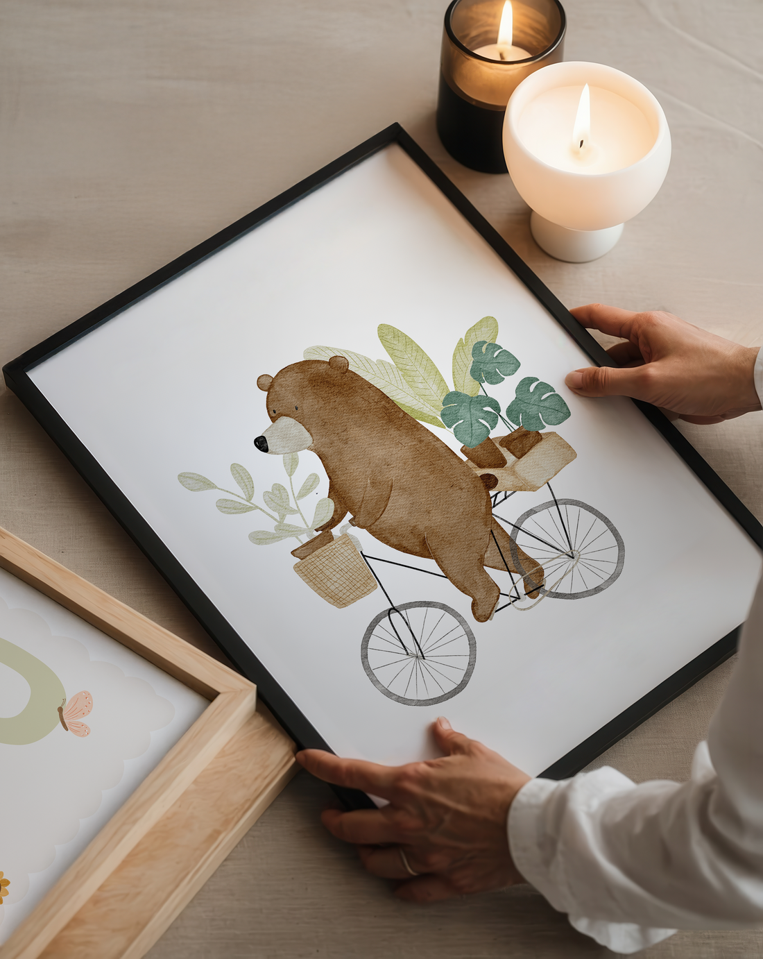 Kinderposter Bär Pflanzen Fahrrad inkl. Rahmen