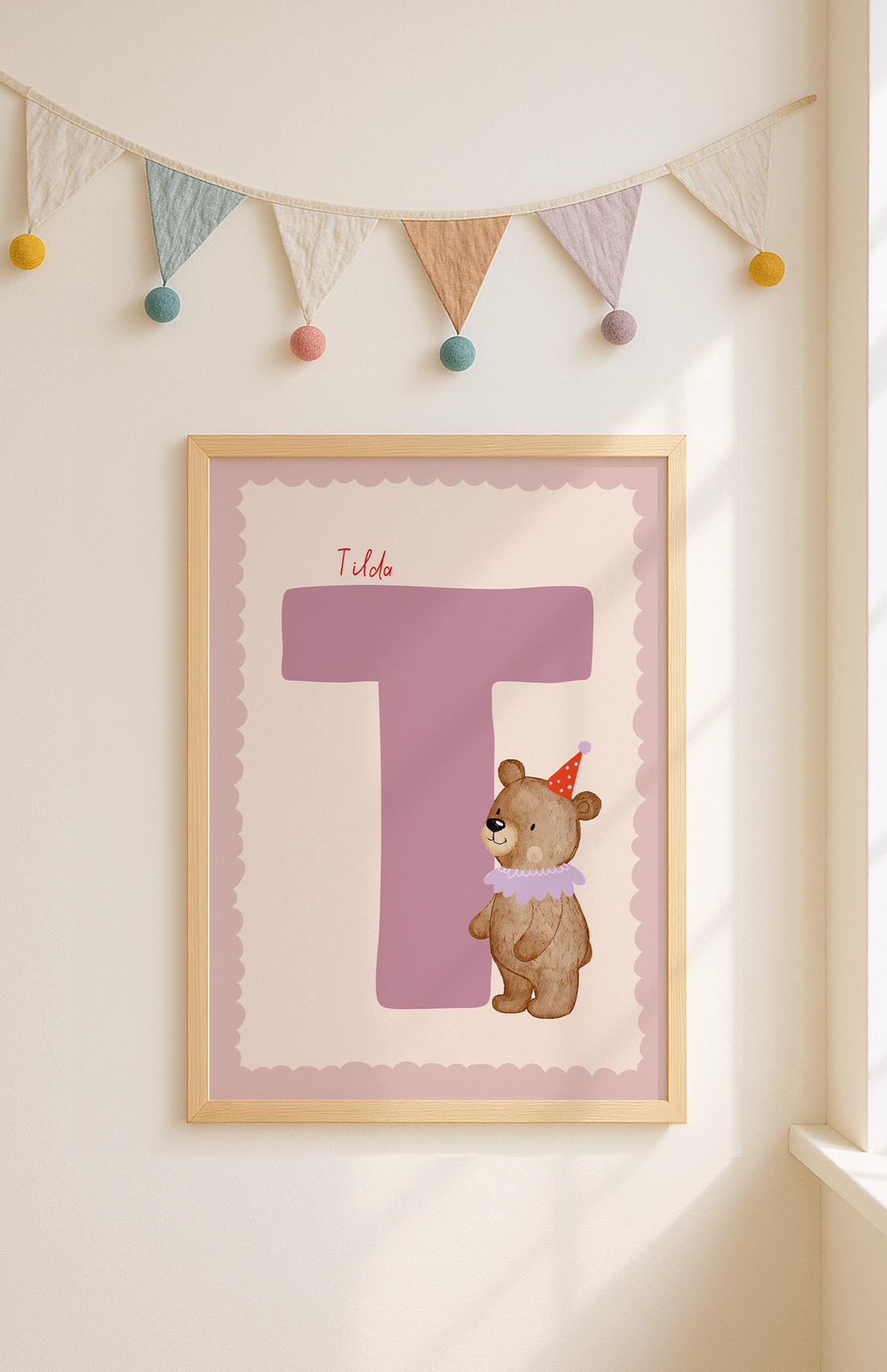 Buchstabenposter Bär lila