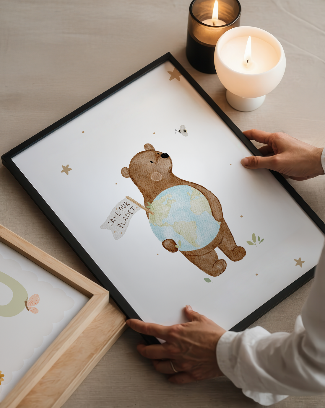 Kinderposter Bär Save our Planet inkl. Rahmen
