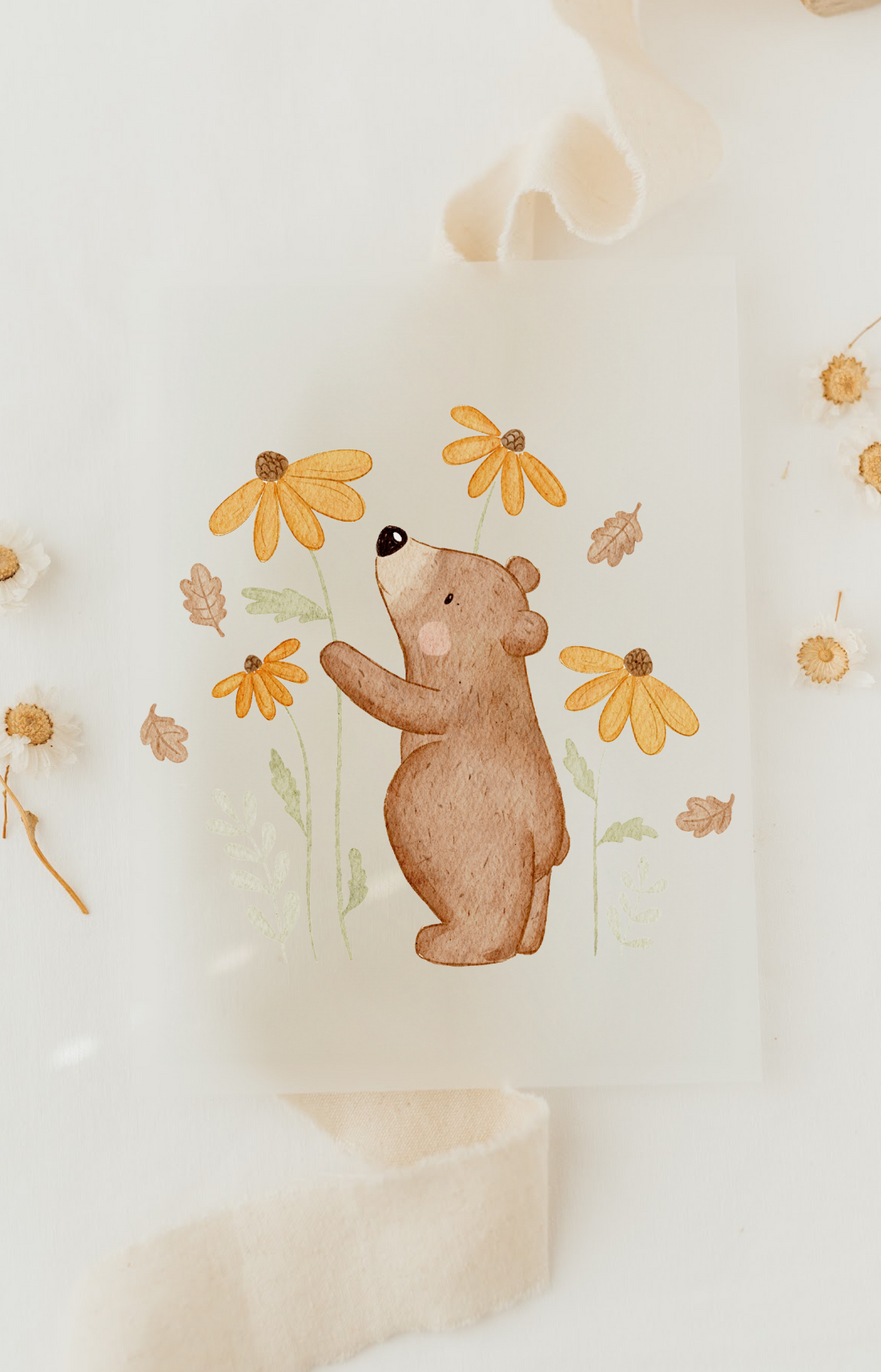 Hej Hanni Bügelbild Kleiner Bär gelbe Blumen