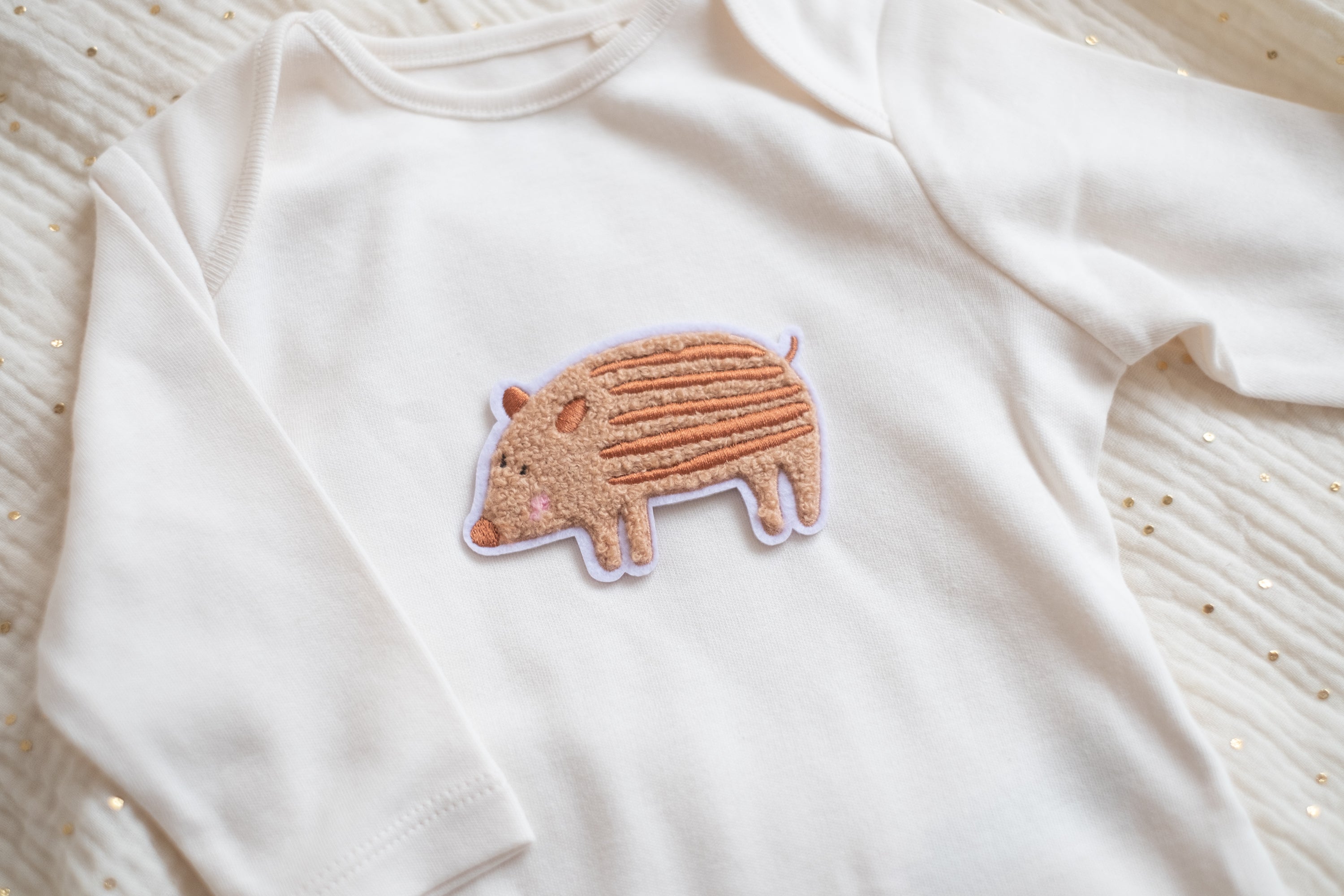 Hej Hanni Patch flauschig Frischling Chenillepatch