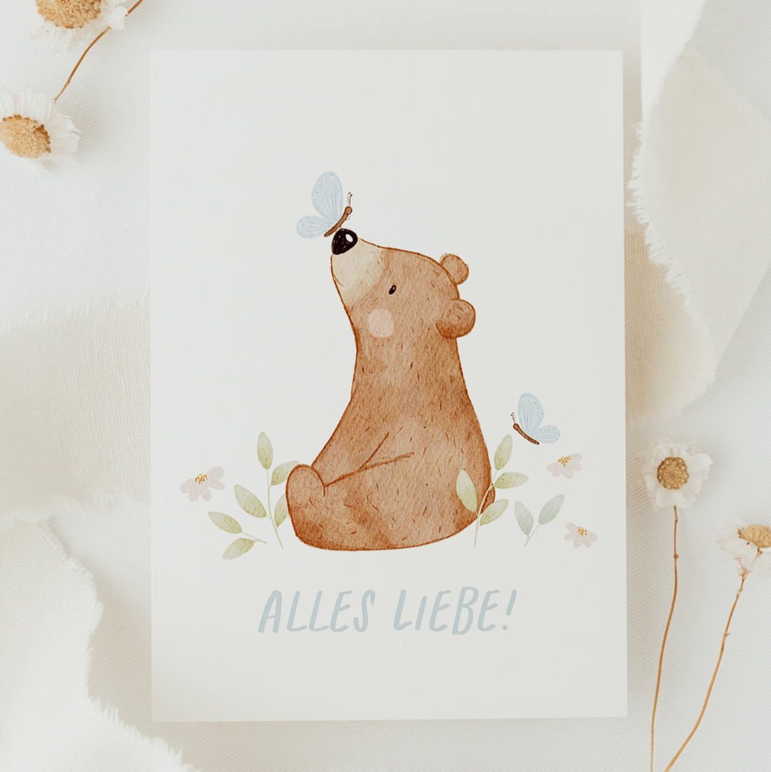 Hej Hanni Postkarte Kleiner Bär Schmetterling
