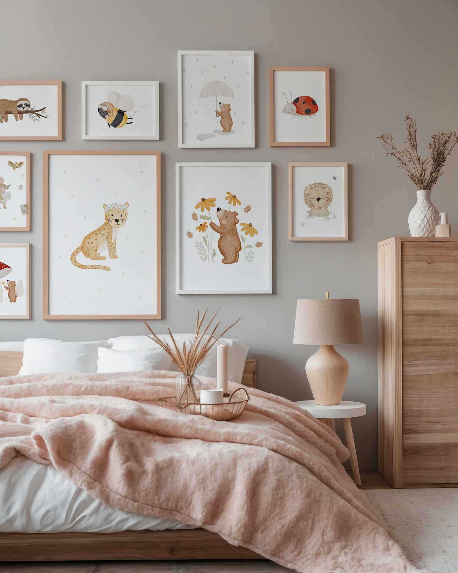 Kinderposter Kleiner Bär gelbe Blumen