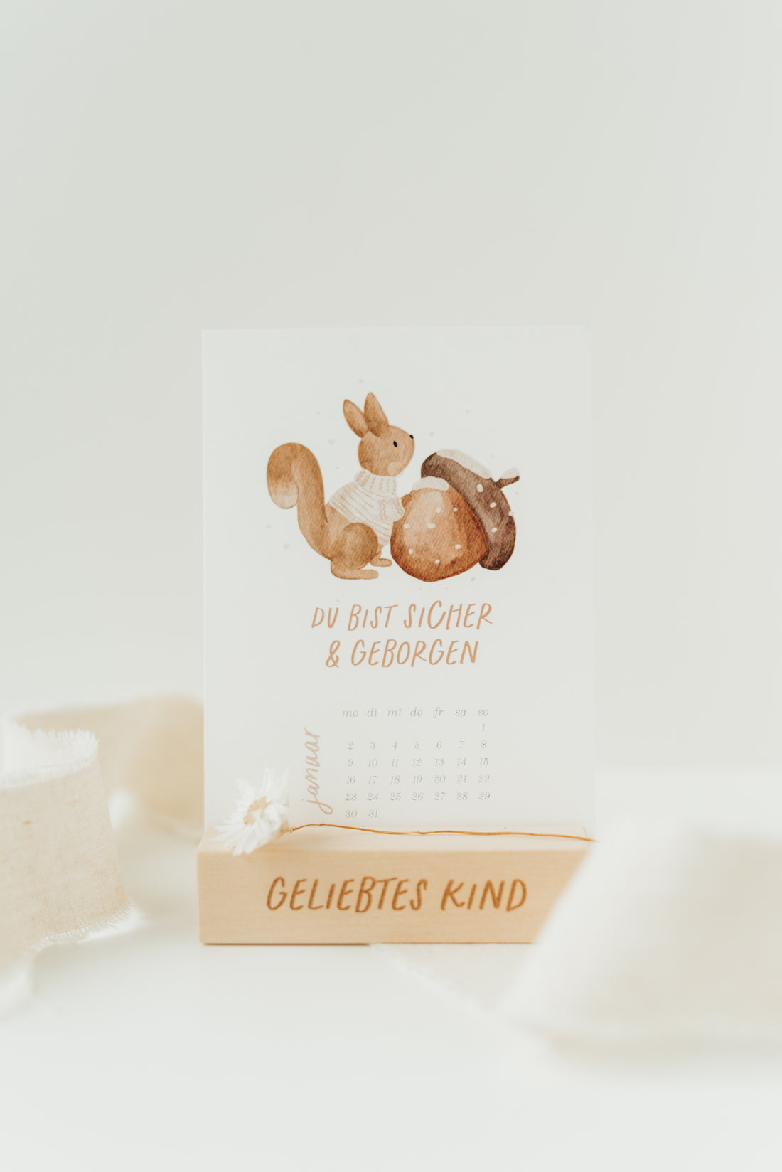 Hej Hanni Postkartenständer Holz Geliebtes Kind