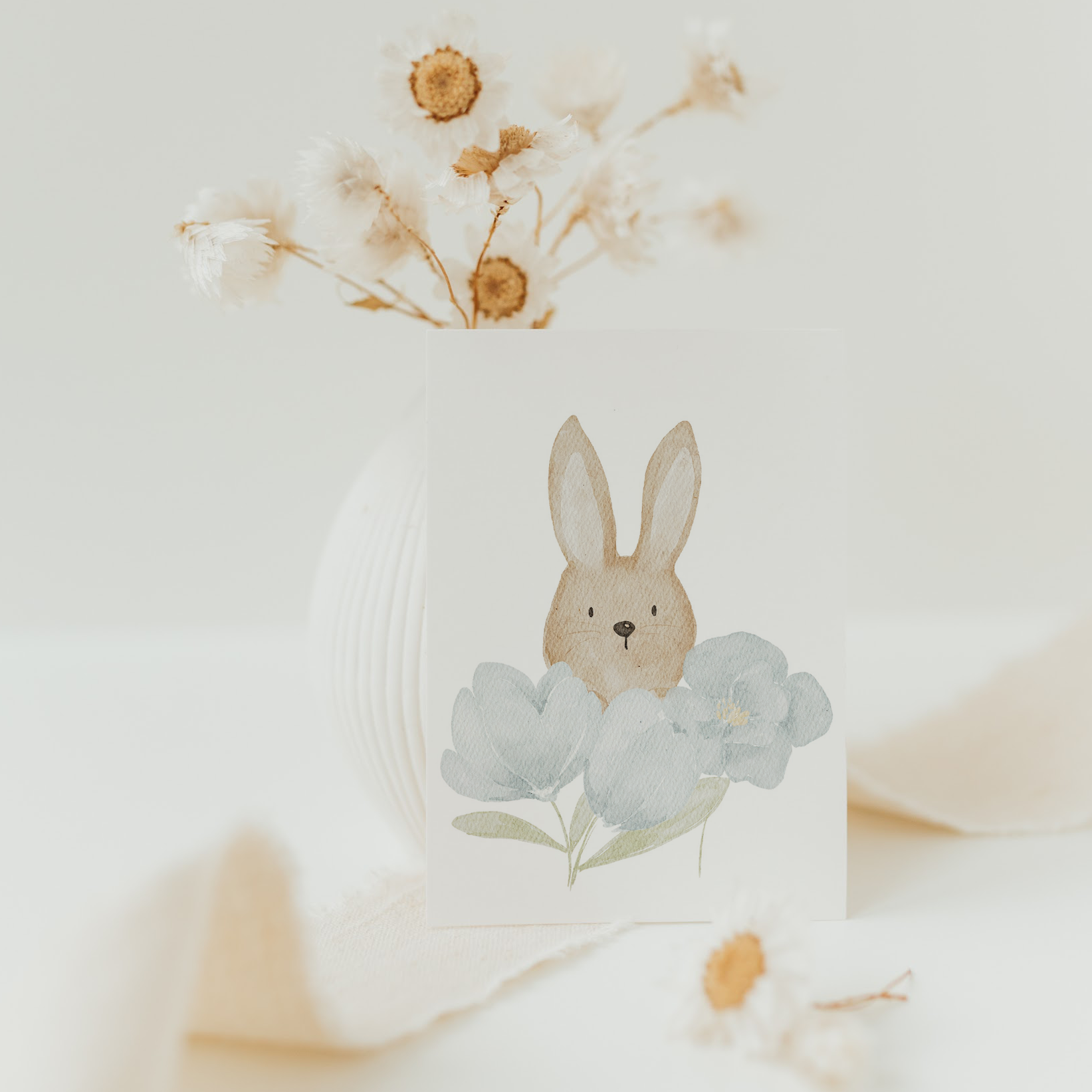 Hej Hanni Minikarte Ostern Hase blaue Blumen weiß A7