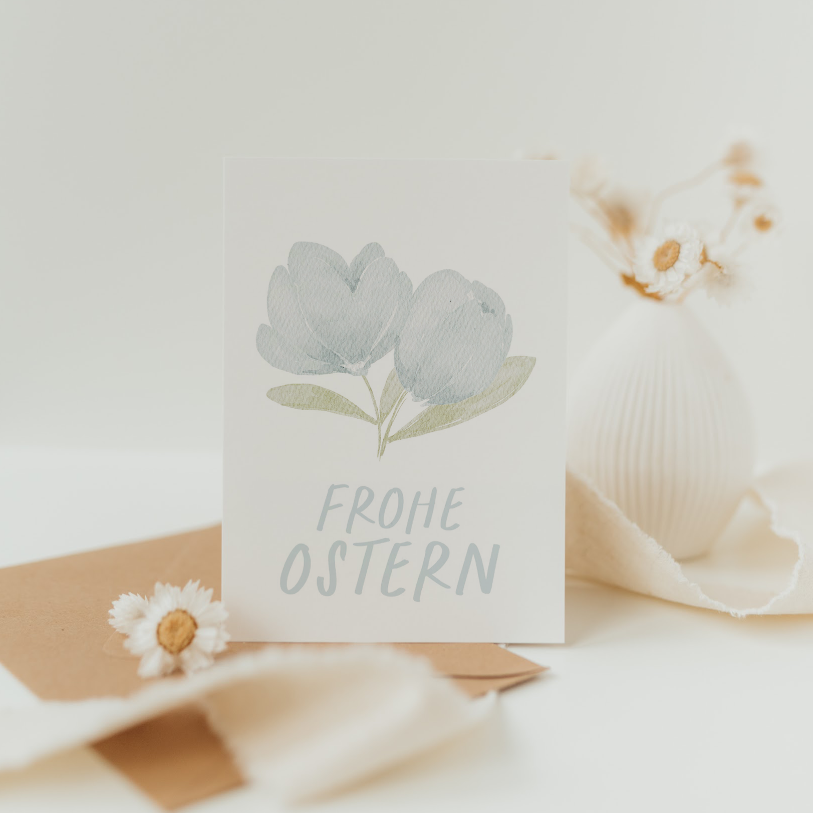 Hej Hanni Postkarte Ostern Blaue Blumen