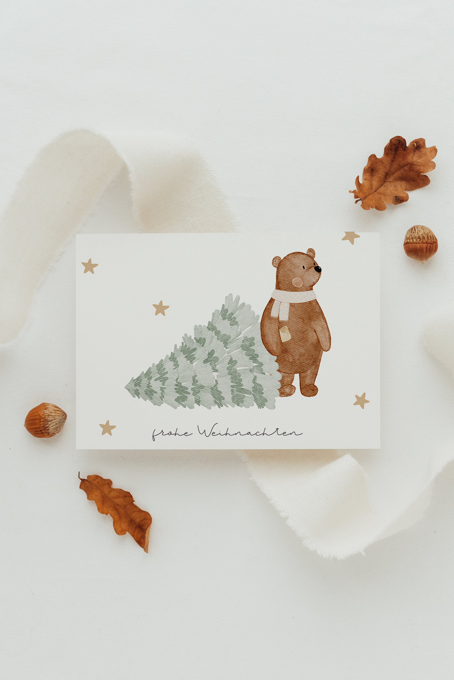 Weihnachtskarte Bär holt Weihnachtsbaum