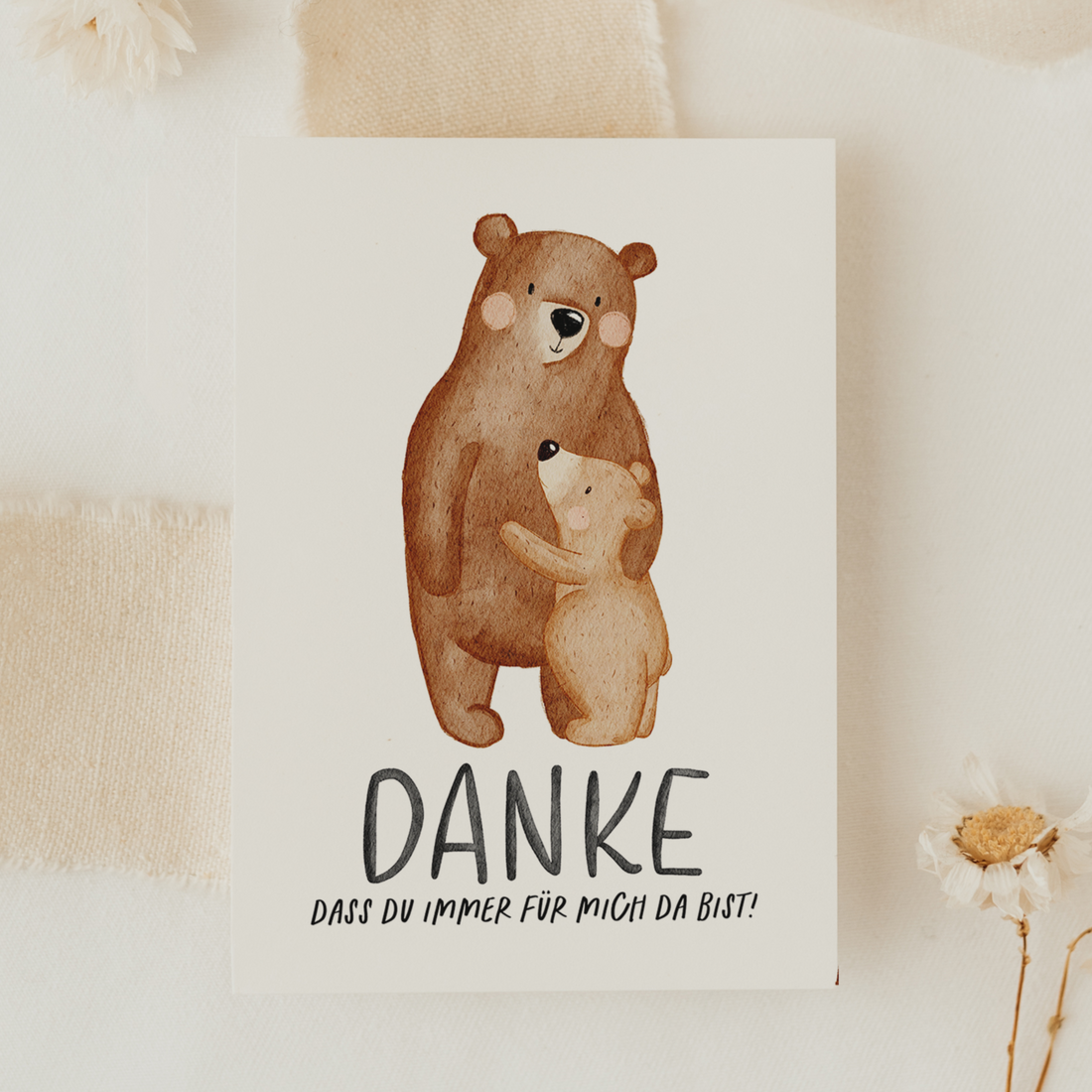 Hej Hanni Postkarte Bär Danke | für Erzieher*innen, Eltern und Lehrer*innen