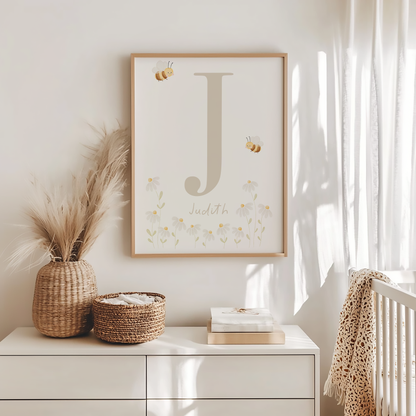 Buchstabenposter beige Bienen und Gänseblümchen