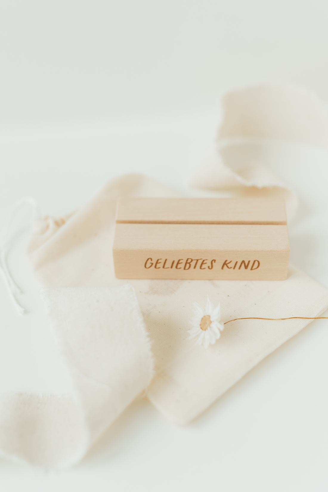 Hej Hanni Postkartenständer Holz Geliebtes Kind