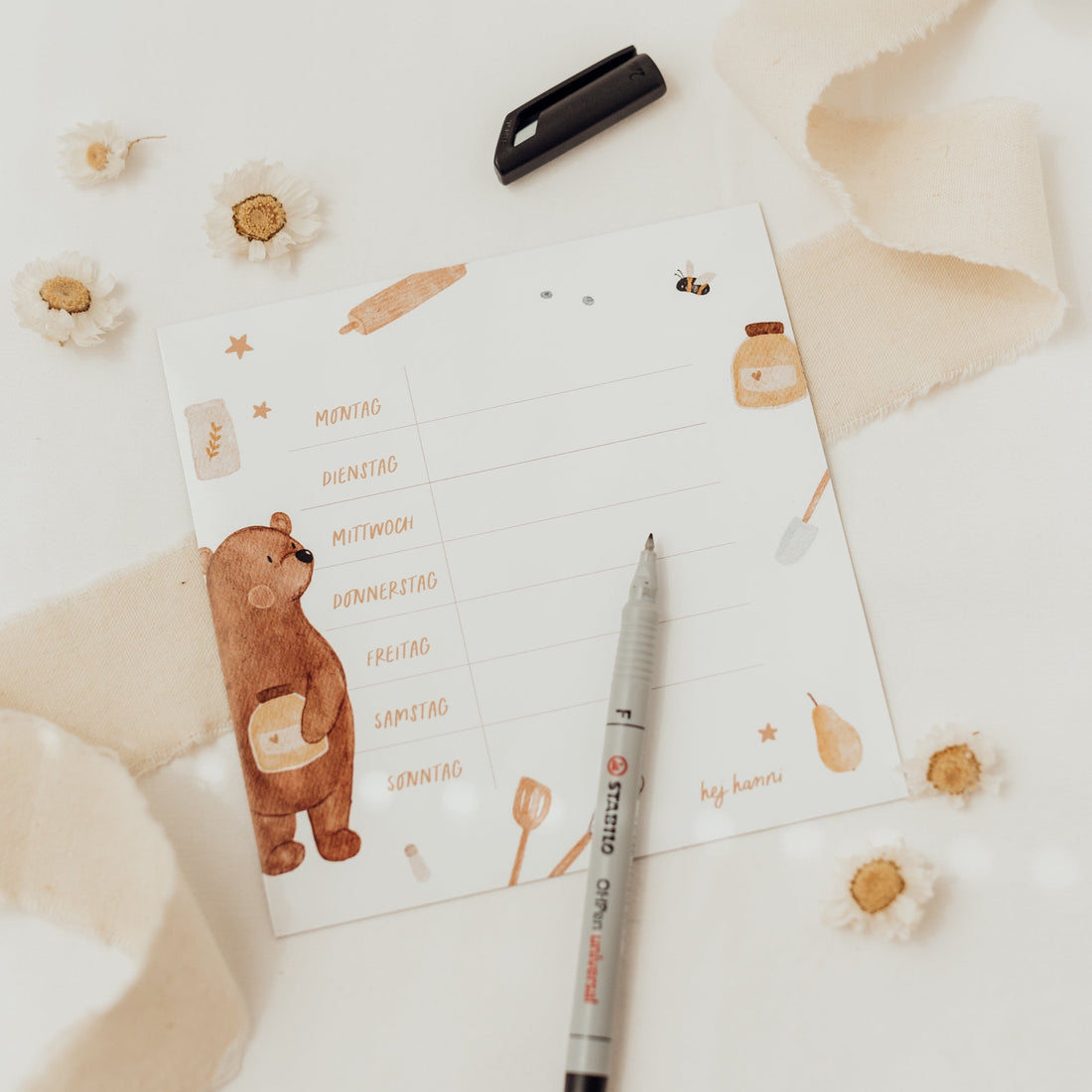 Hej Hanni wiederverwendbarer Wochenplan Bär klein / Kühlschrankmagnet